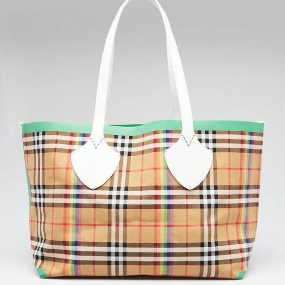 Burberry Check Canvas Reversible Large Tote Bag - Picture 2 of 9